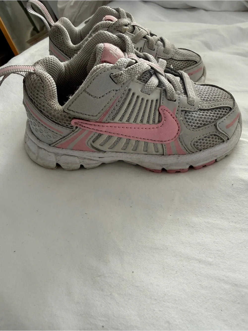 Nike Kids Vomero 5